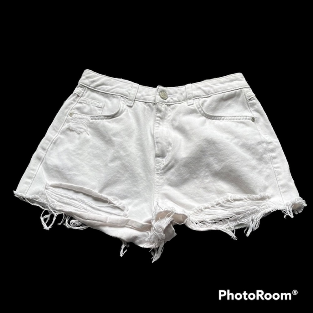 Missguided White Distressed Raw Hem Cutoff Denim Shorts